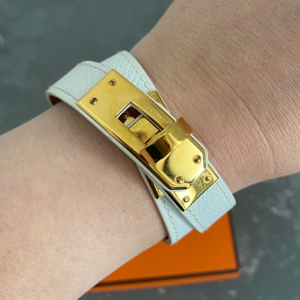 Hermes Kelly Double Tour Bracelet in Gold and White